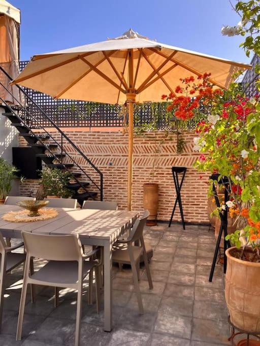 Riad Miloud En Exclusivite 10 P Au Coeur De La Medina Марракеш Экстерьер фото